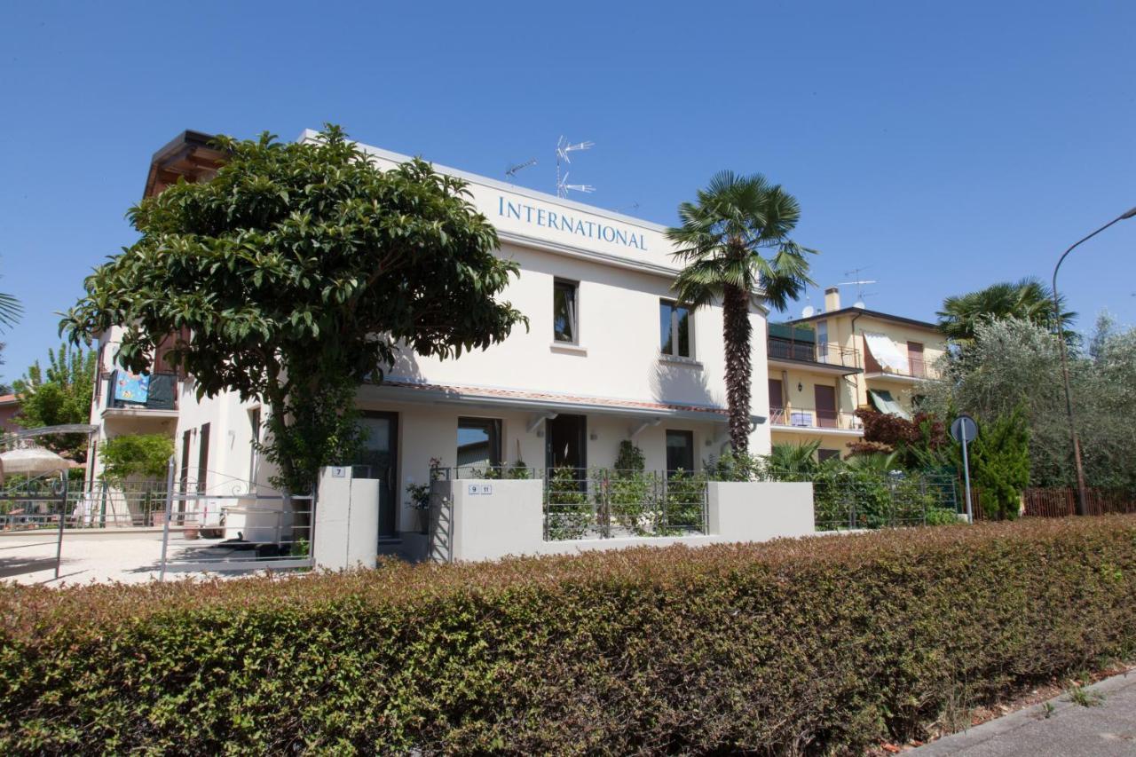International Rooms & Apartments Sirmione Exterior foto