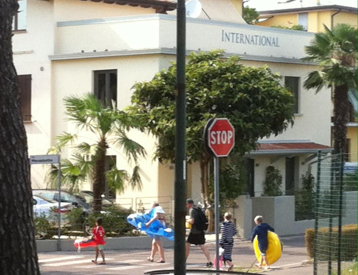 International Rooms & Apartments Sirmione Exterior foto